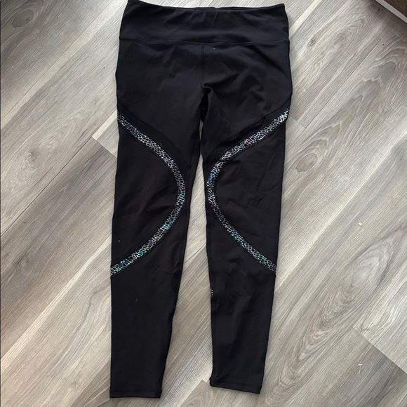 ZYIA Black Active Leggings size 8-10 serpent - Picture 2 of 4